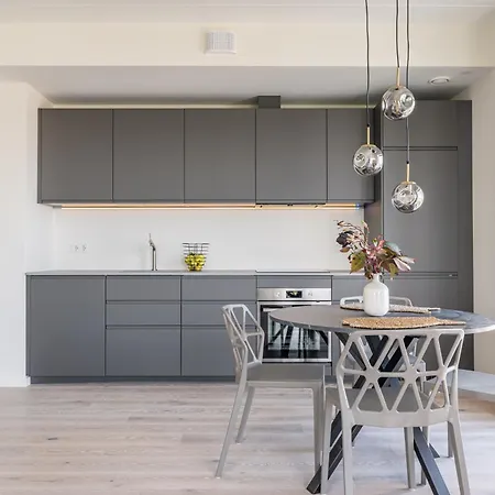 Panoramic Sea View Family Apartment